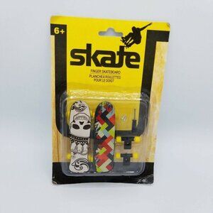 Skate! - Finger‎ Skateboard - Extra Wheels and Screws